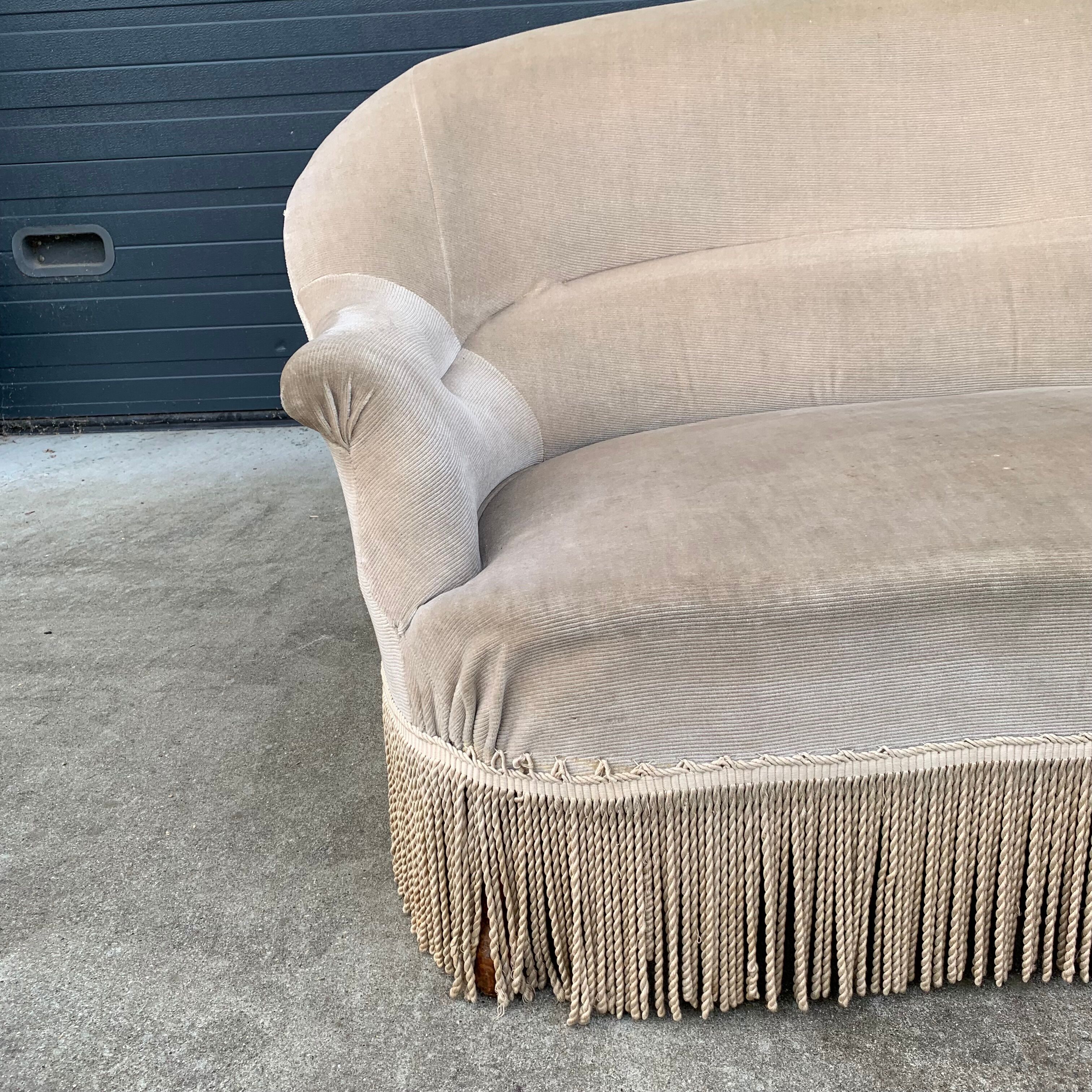 Toad sofa Napoleon III