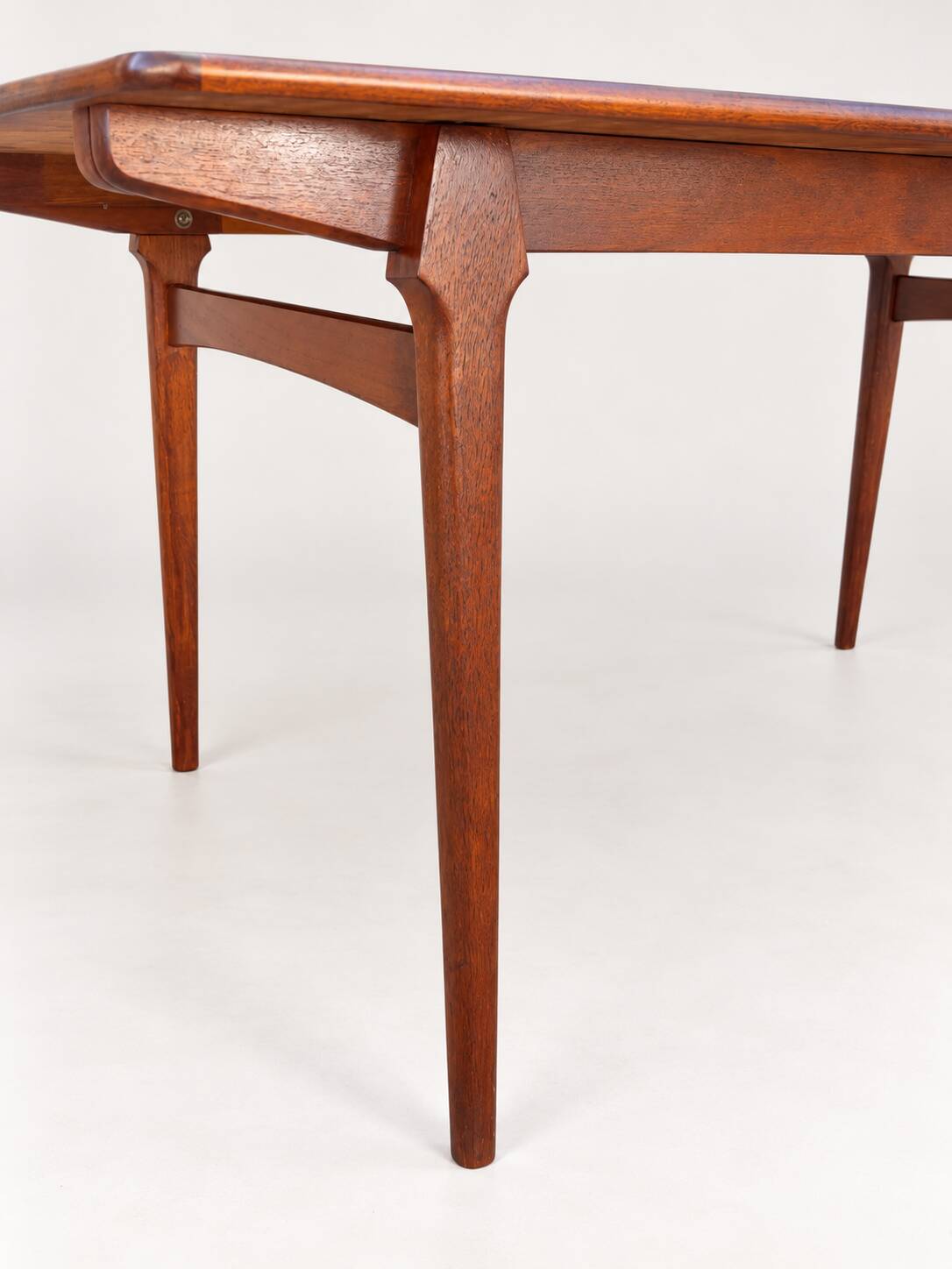 Table à manger extensible vintage en bois – style scandinave années 60