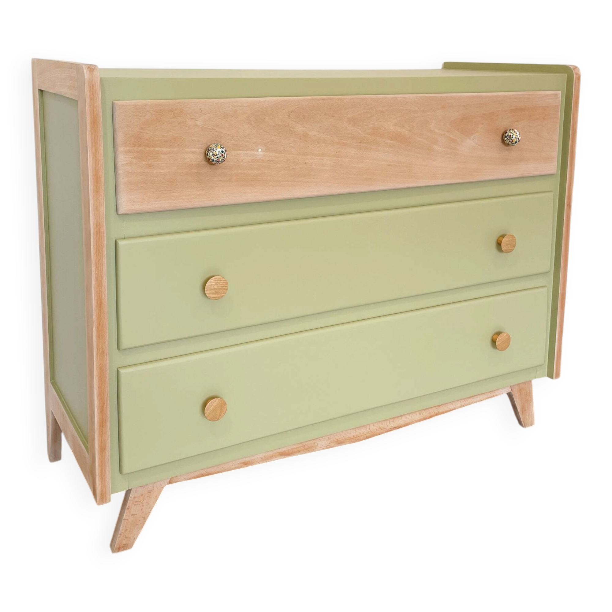 1960s commode with tapered legs.