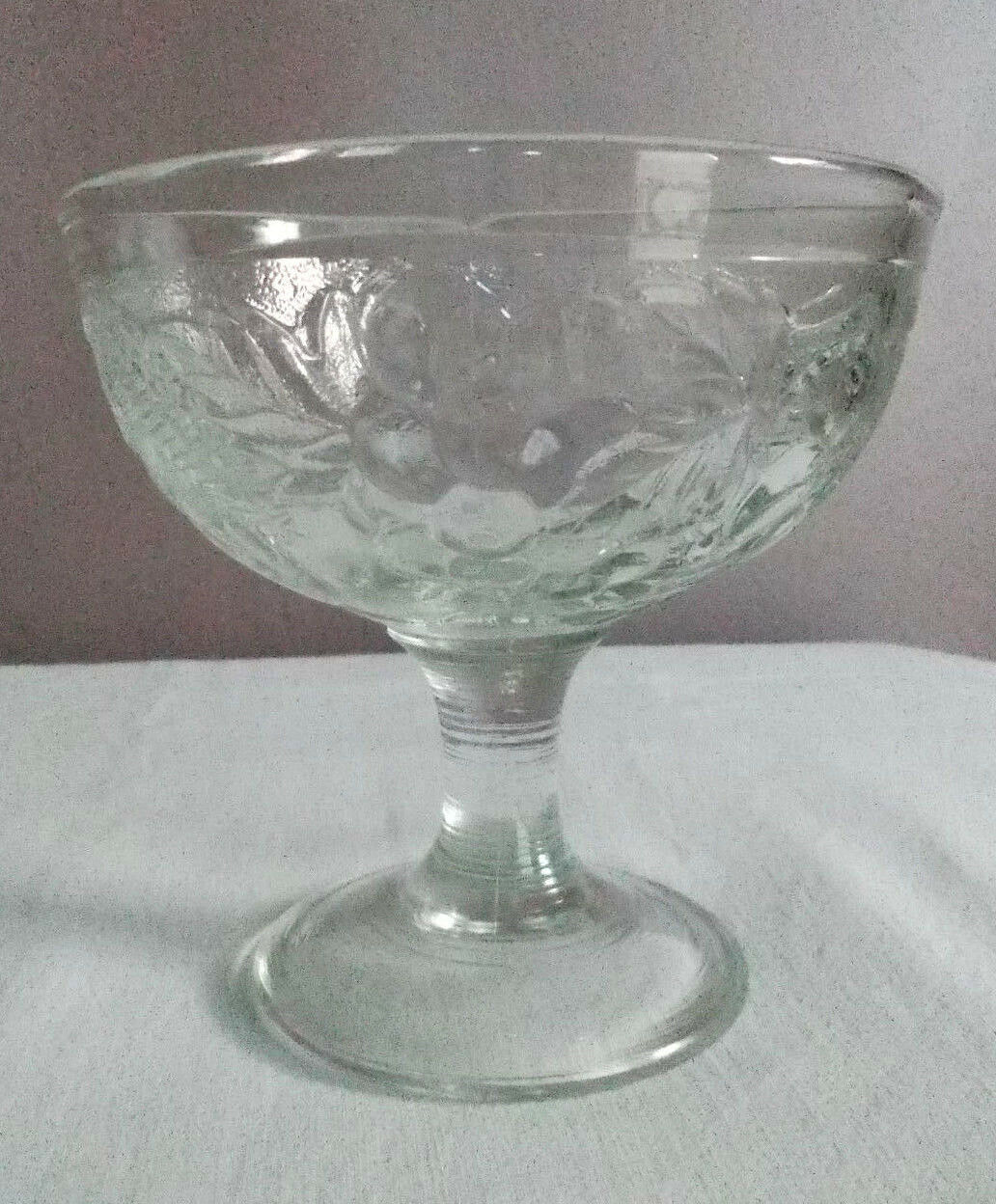 Lot of 12 large dessert cups on foot moulded fruit patterns