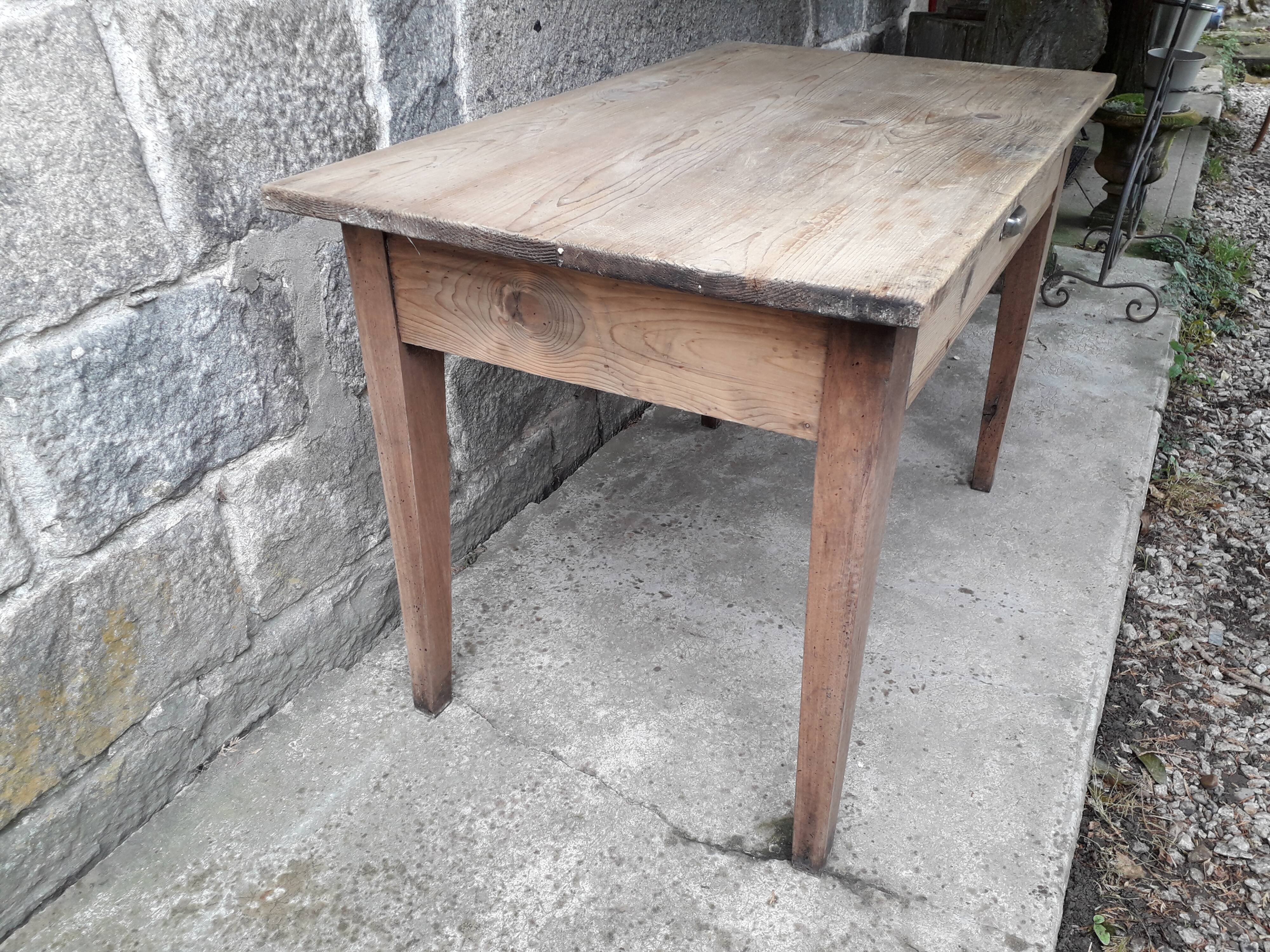 Rustic farmhouse table 115 cm