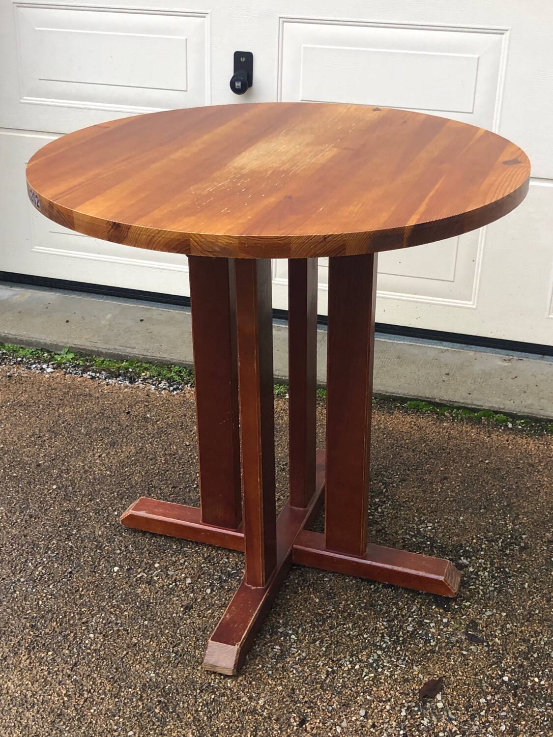 Table haute et ronde bois