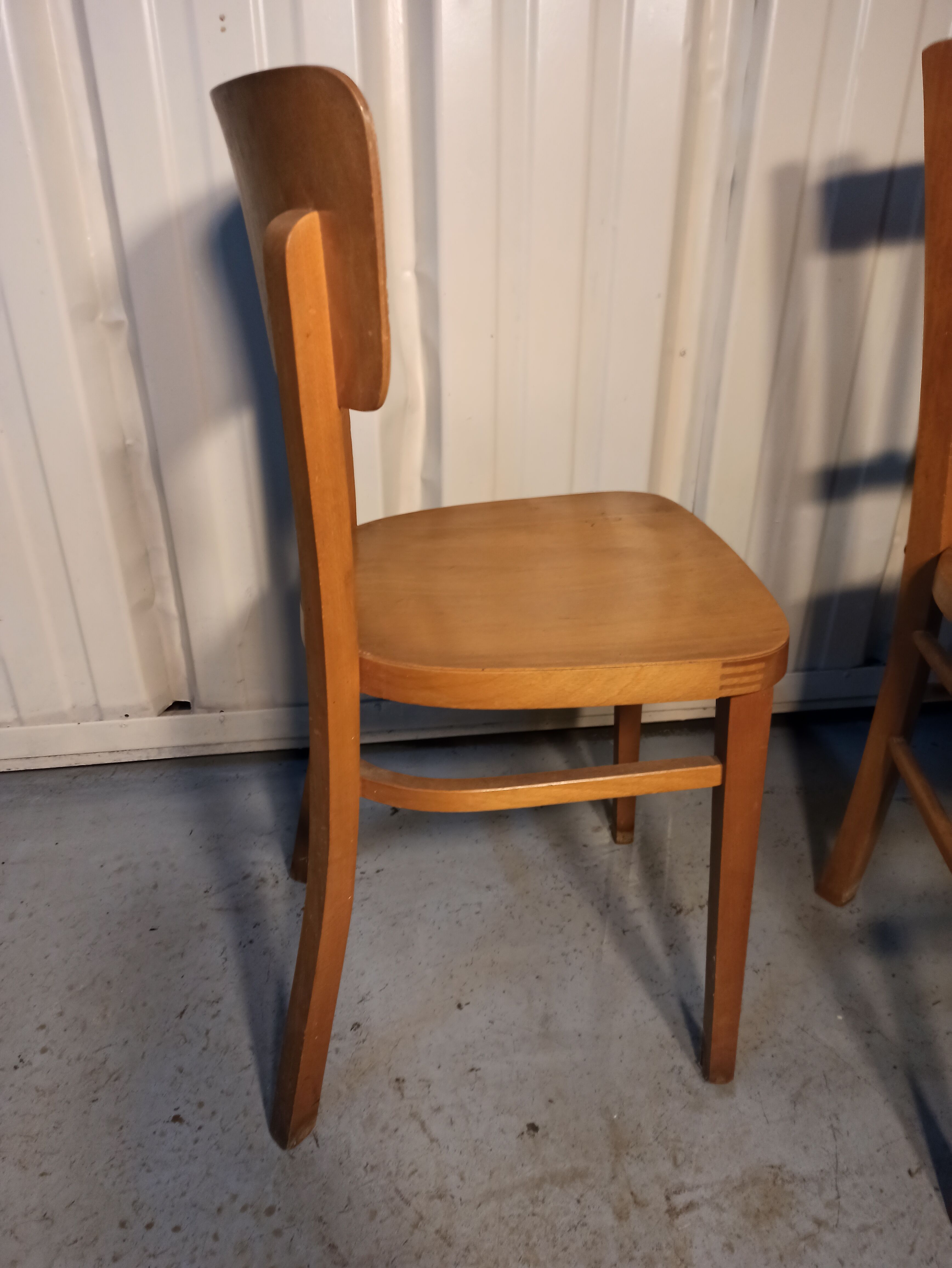 2 wooden bistro chairs Thonet