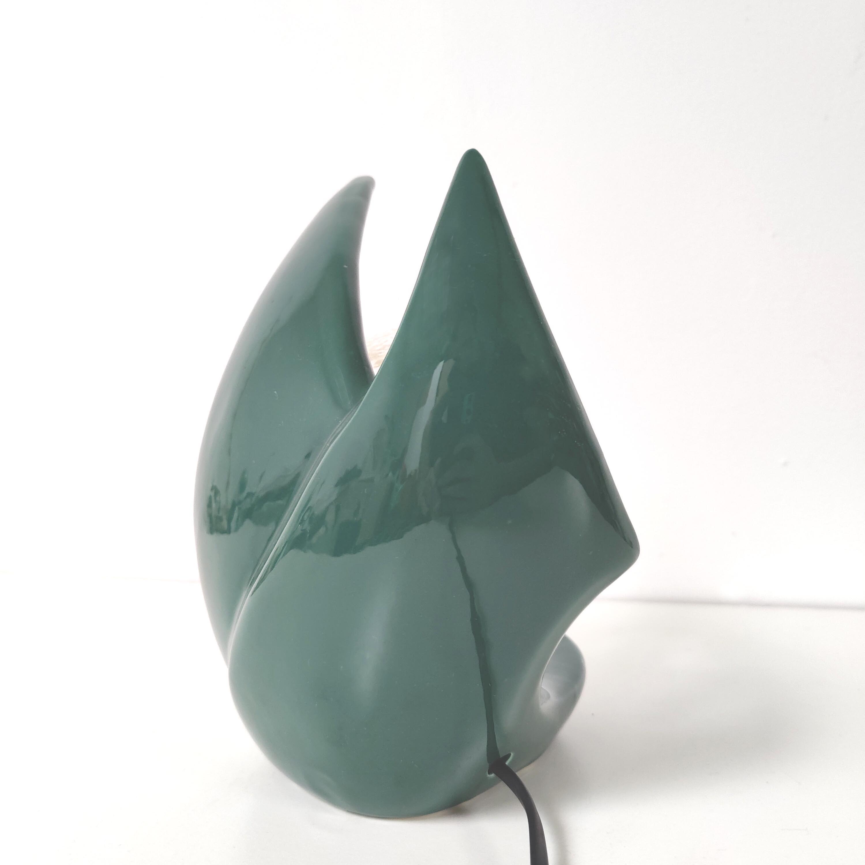 Lamp shape wave shell ceramic green glass globe