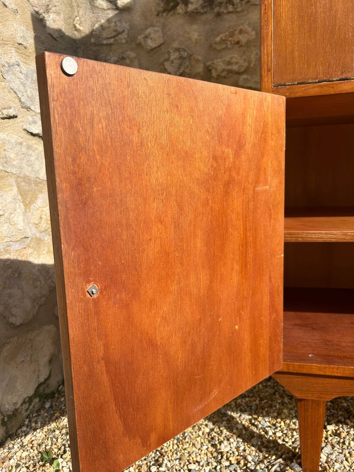Scandinavian secretary