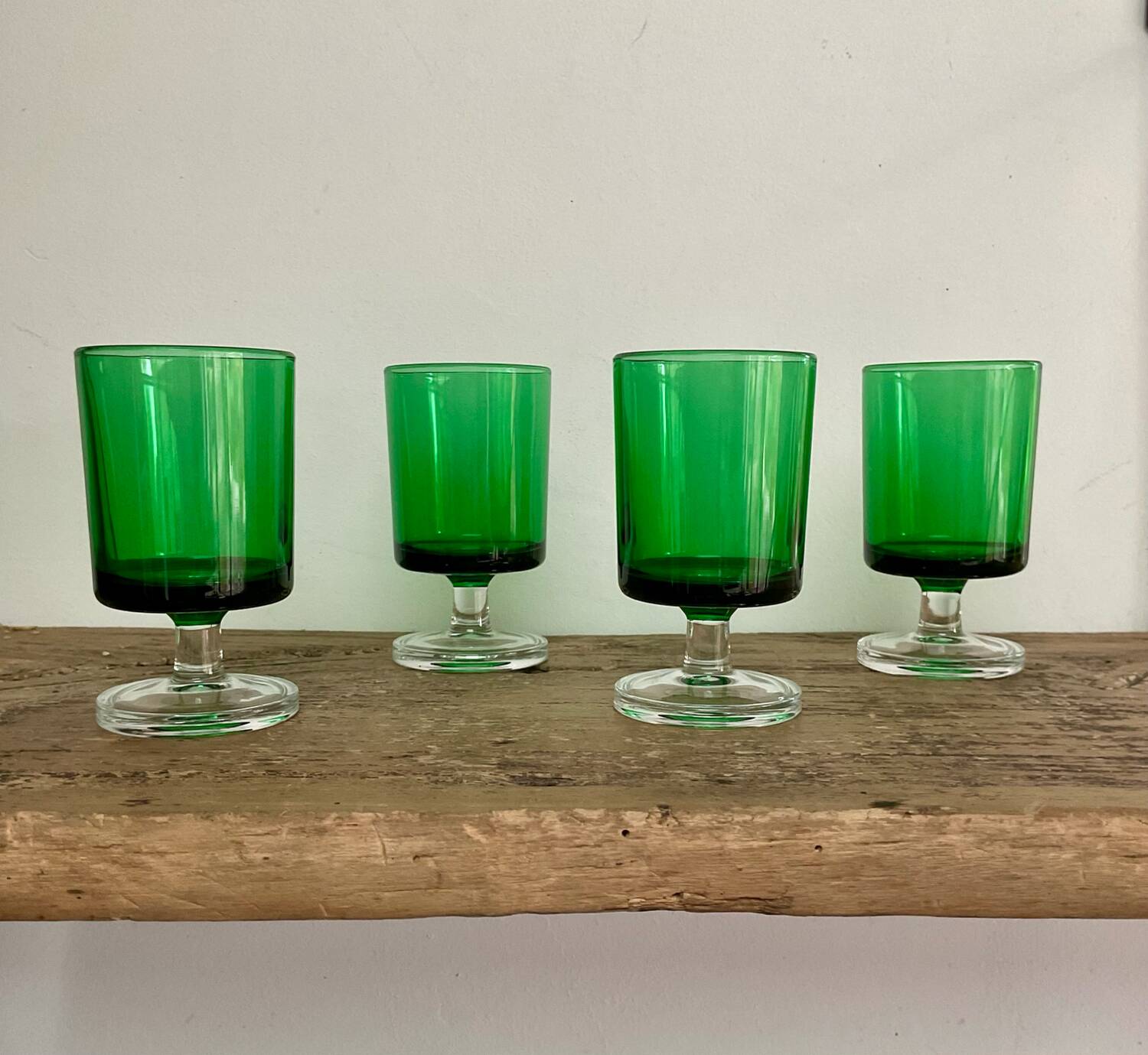 4 small green LUMINARC “Sweden” glasses