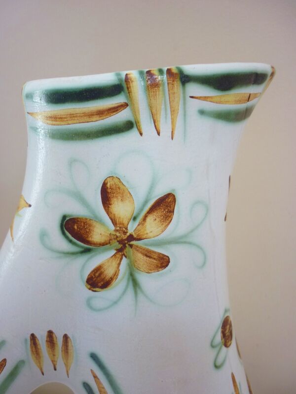 Vase pichet zoomorphe ceramique annees 60, signe l'helguen keraluc quimper