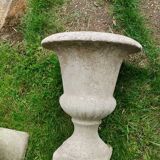 Paire de pots Médicis anciens en pierre