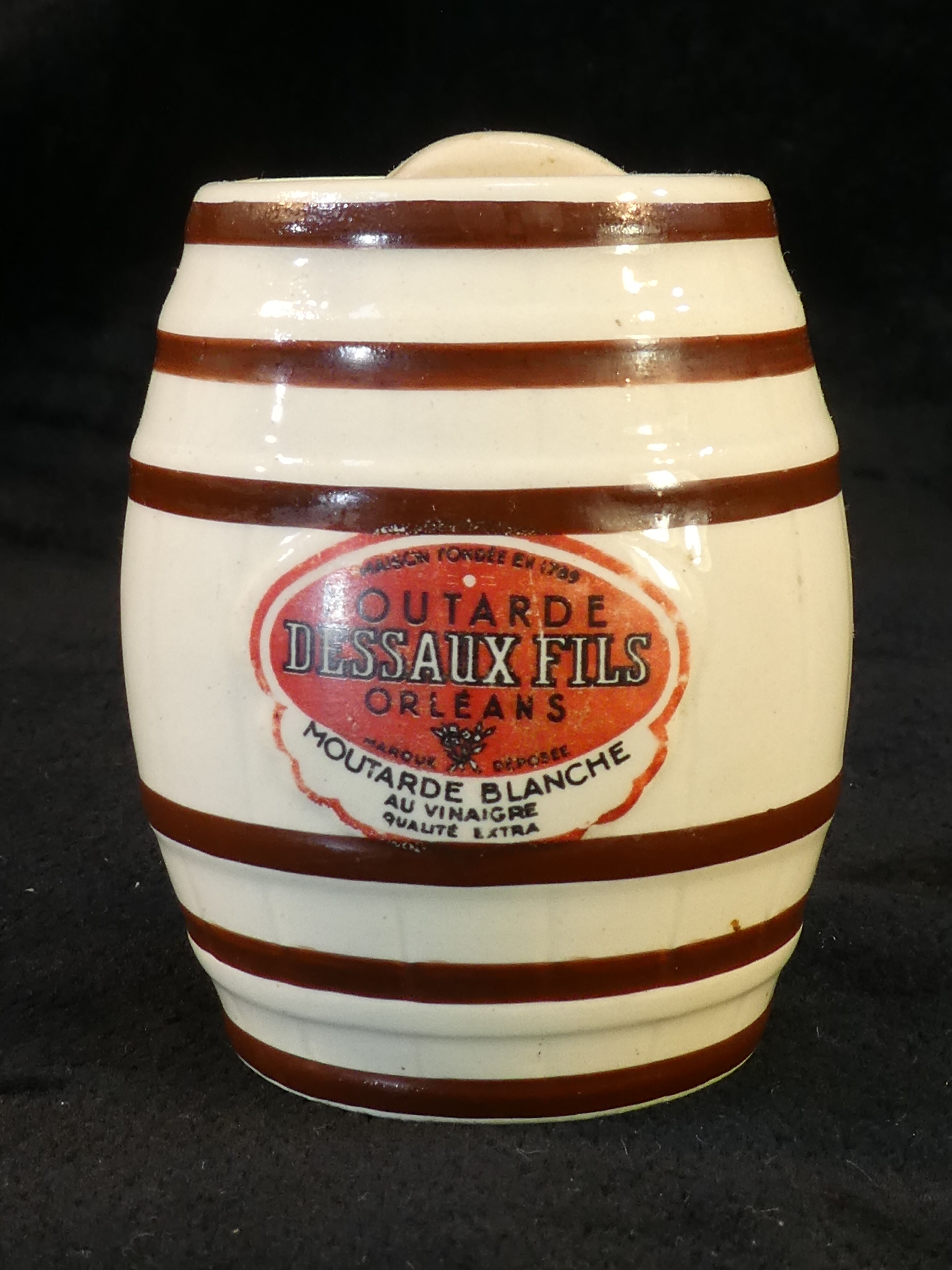 Advertising mustard maker dessaux fil in digoin sarreguemines faiences