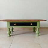 Antique coffee table in solid oak from the early 20th century