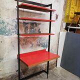 Office module with 50s shelves