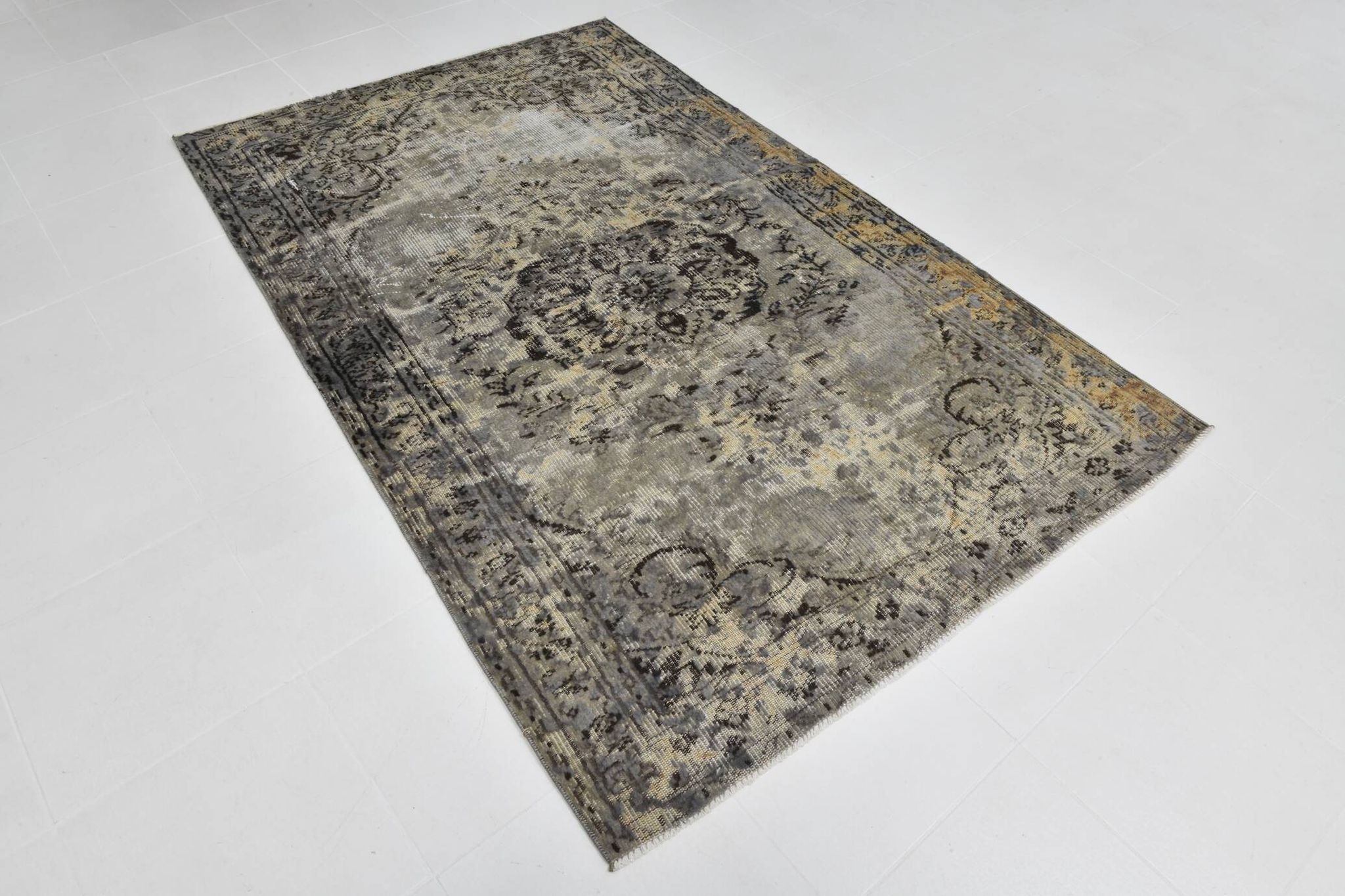 5x7 Persian Gray & Copper Oriental Style Persian Rug, 148x229Cm
