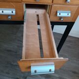 Drawer cabinet