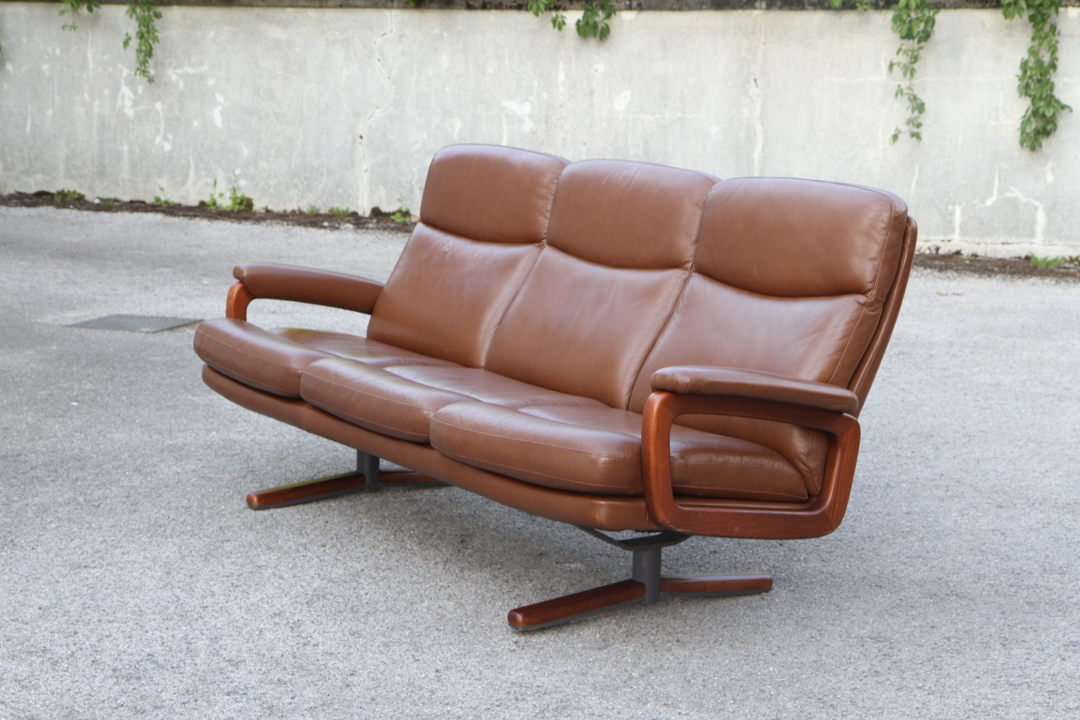 Leather sofa 1950