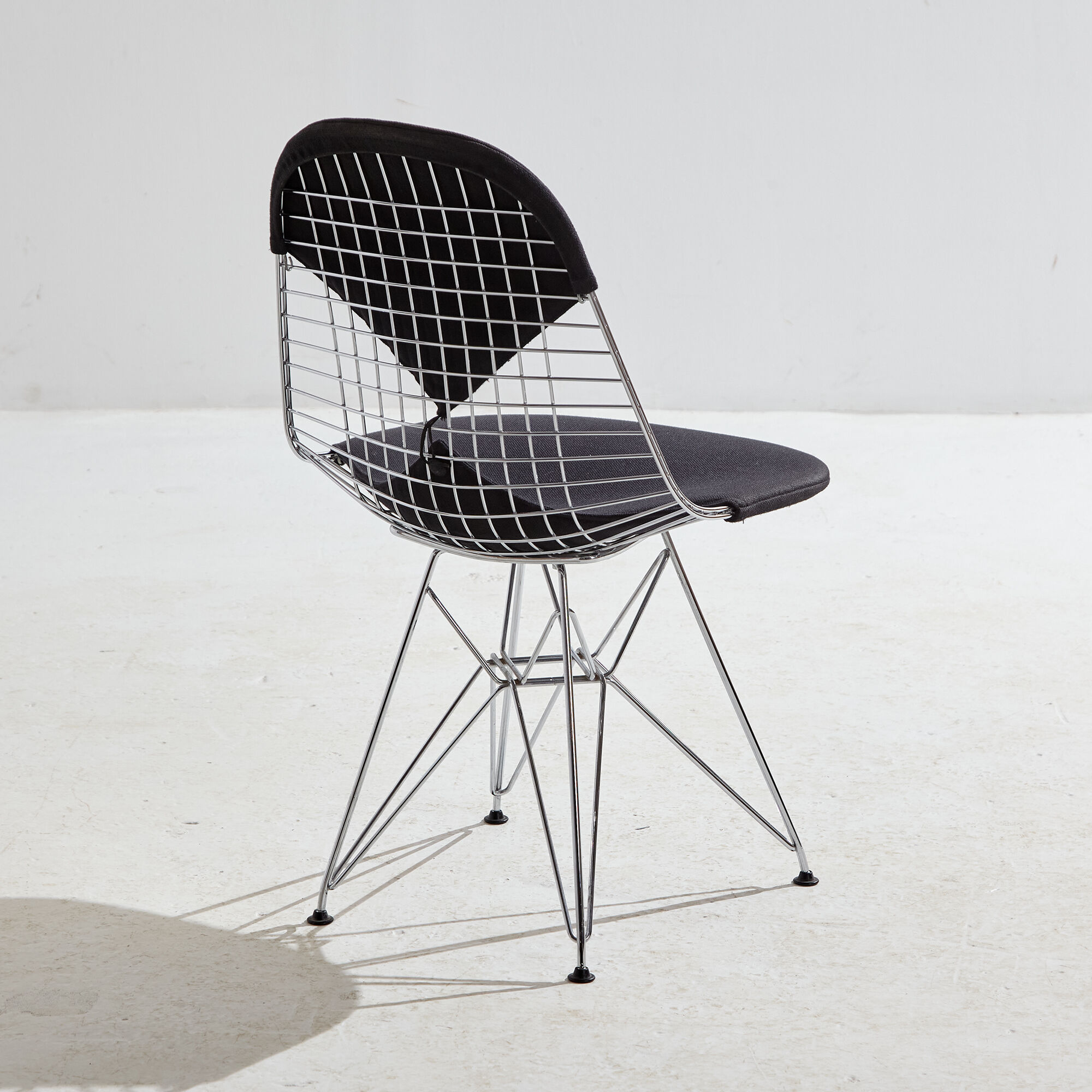 DKR-2 chair by Charles & Ray Eames for Vitra