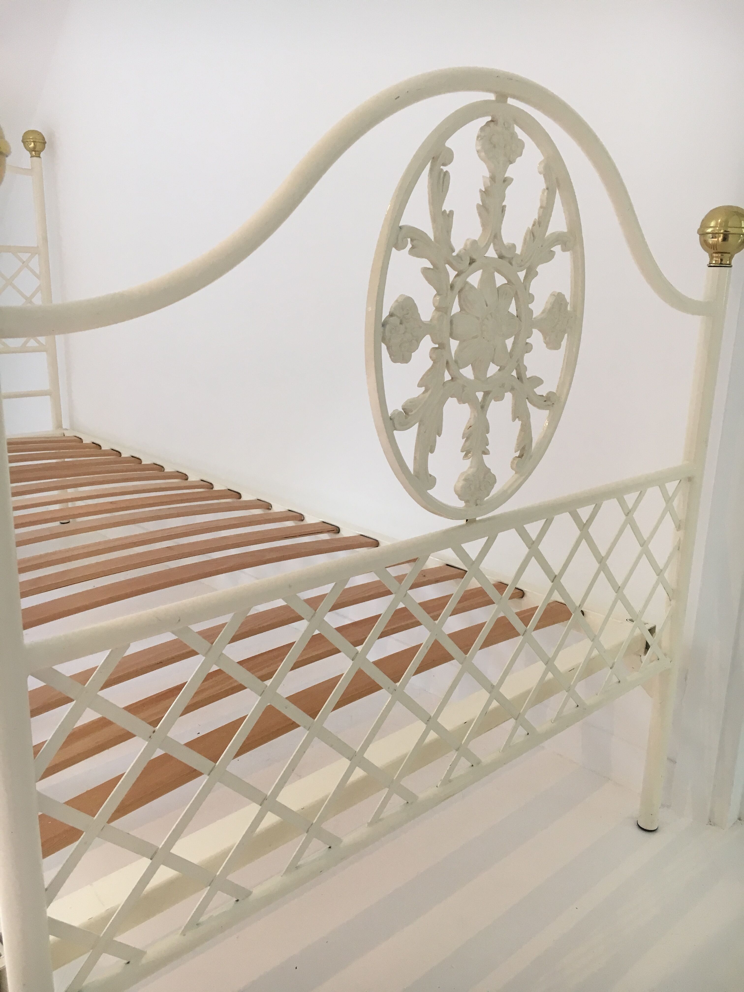Ivory metal bed