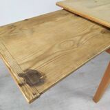 Farm table