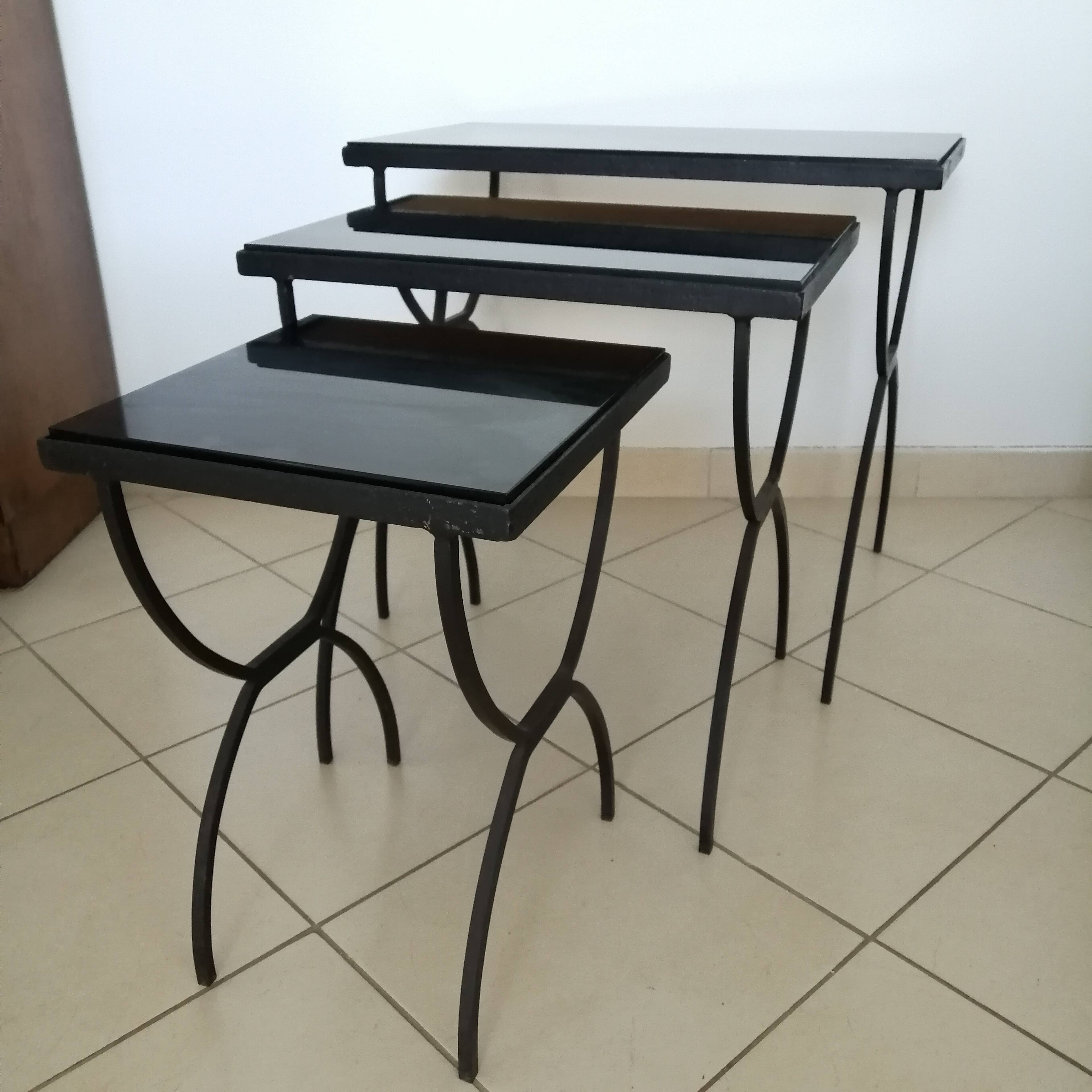 Tables gigognes années 60