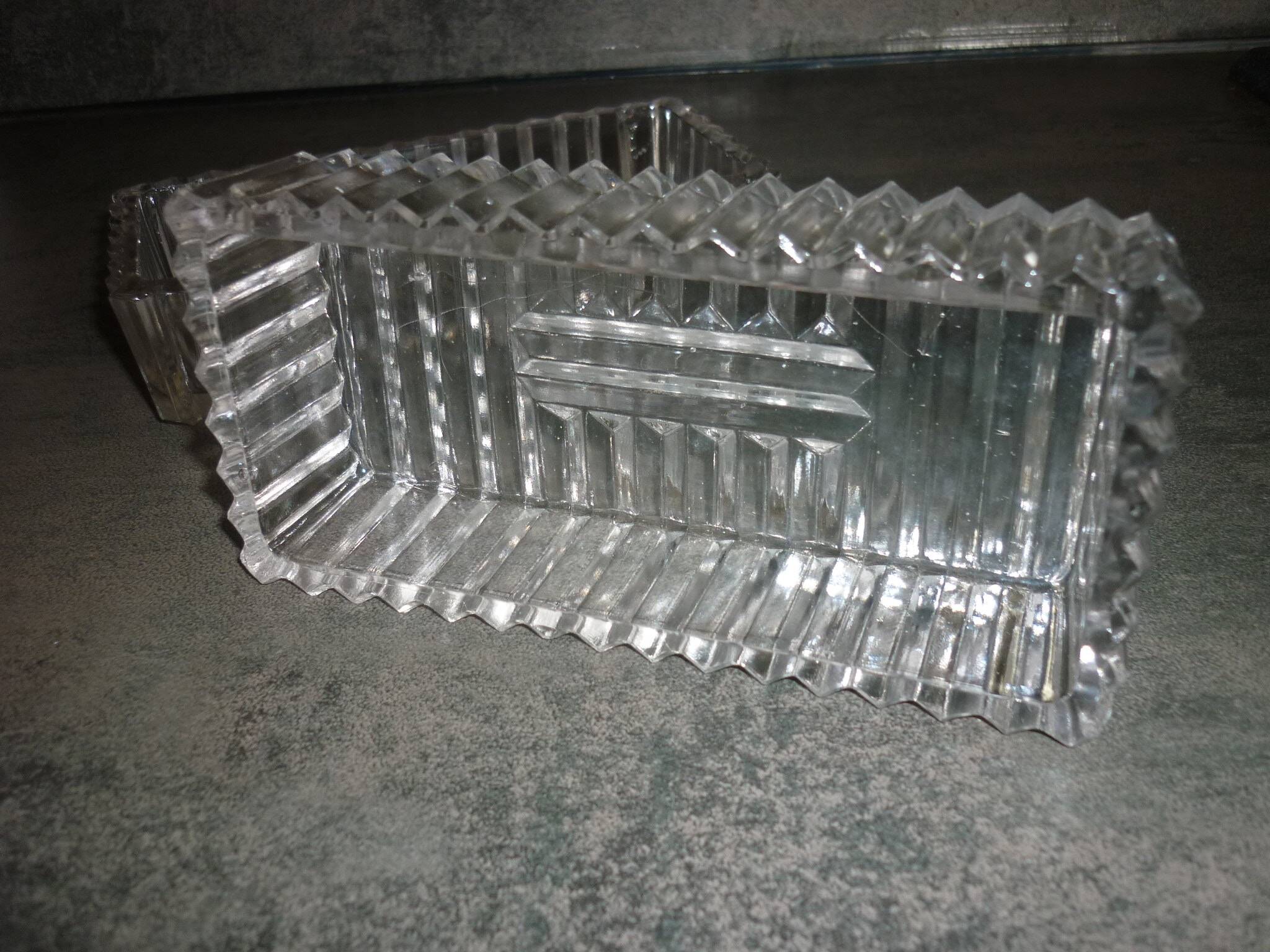 Art-deco molded glass bowls