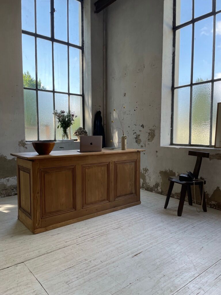 1900 pine trading post