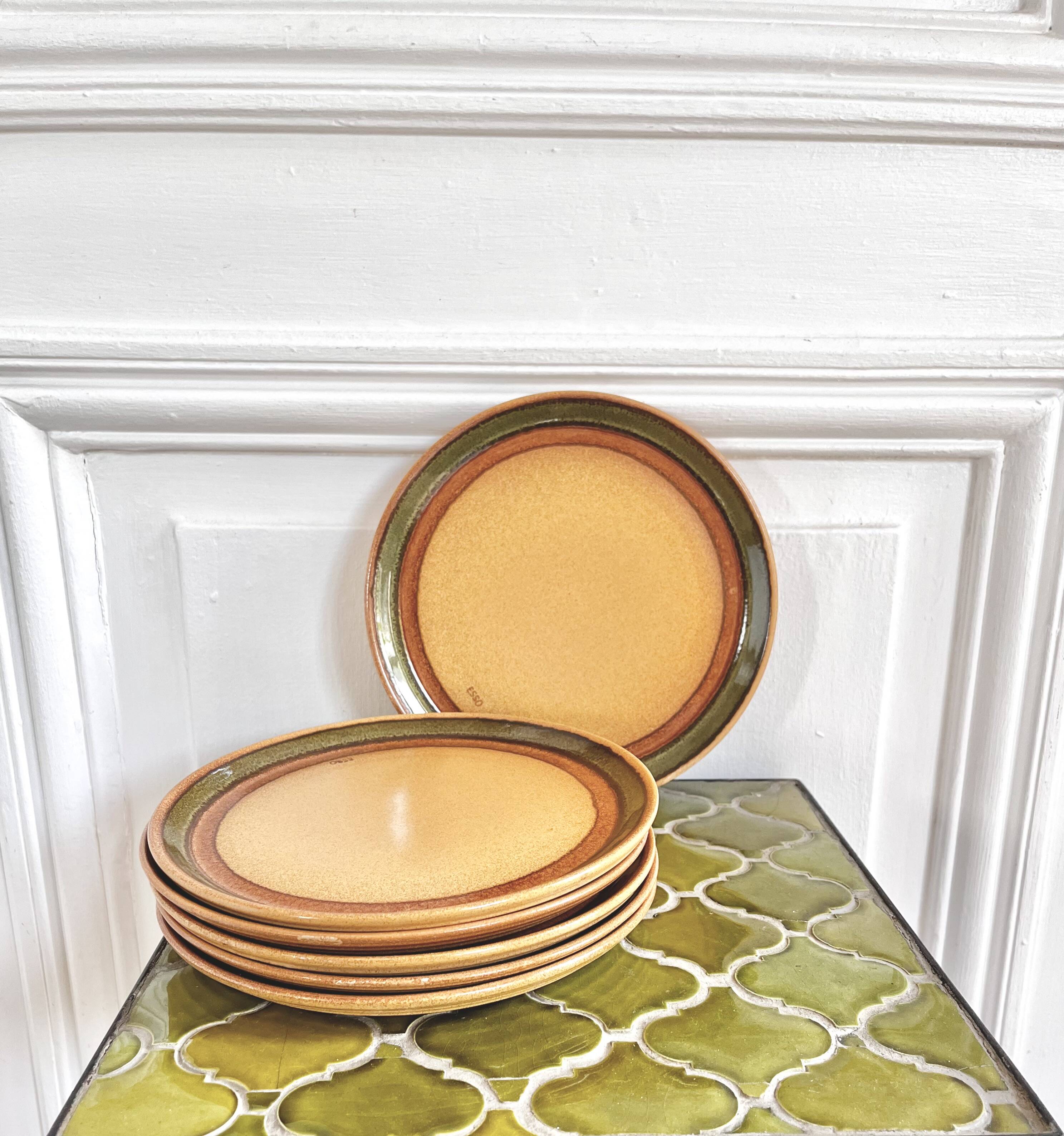 6 assiettes à dessert en grès 1970