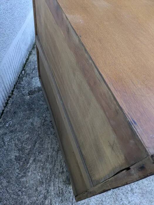 Vintage chest of drawers