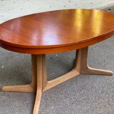 Table scandinave ovale extensible Baumann teck 240cm 1980