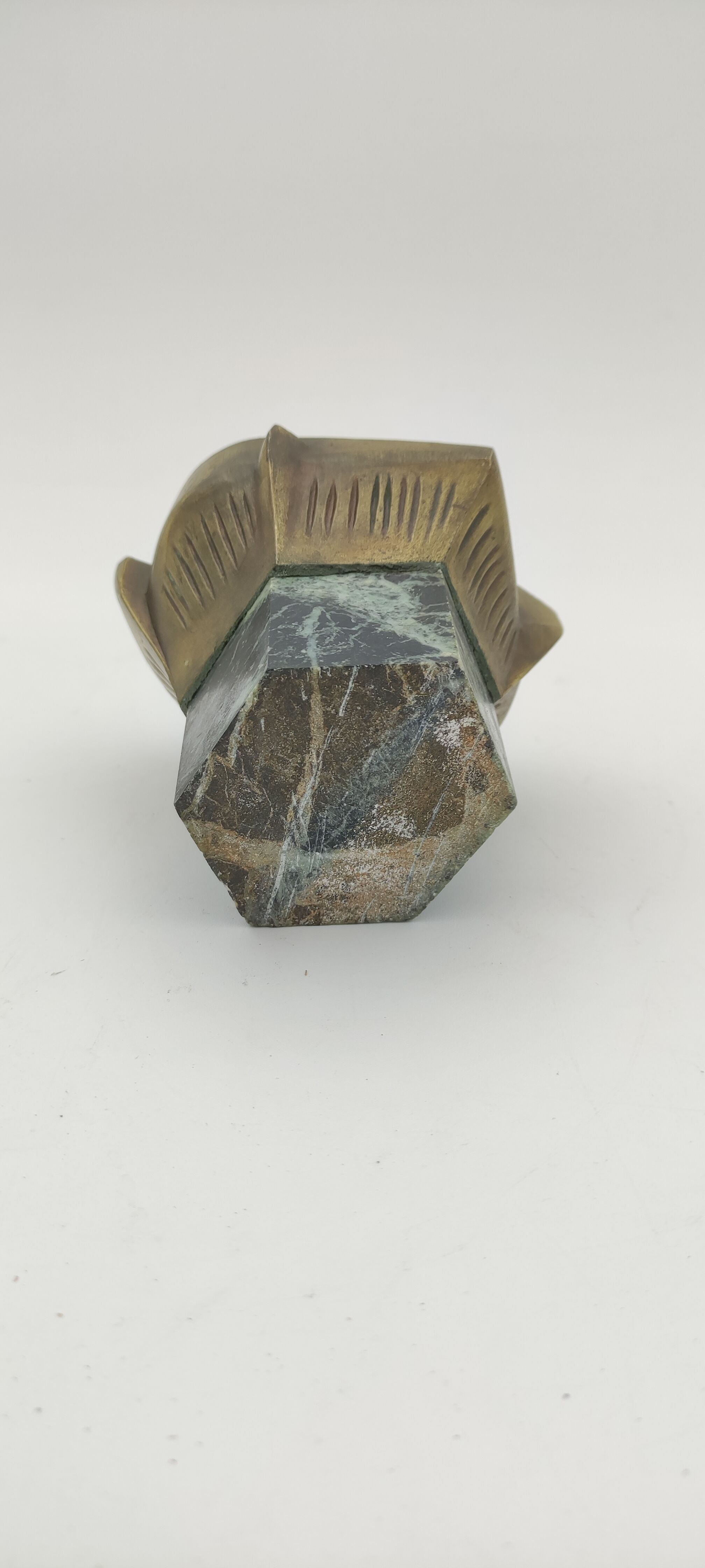 Sculpture paper press in signed bronze and green marble 2,42kg