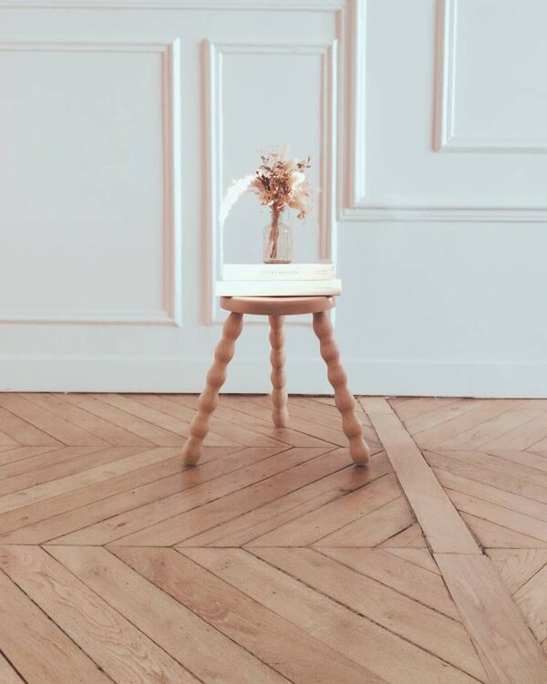 Petit tripode/ table de chevet/ tabouret vintage rénové, années 70