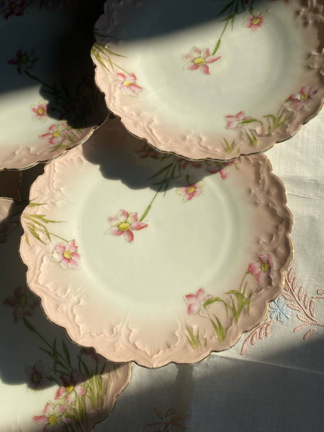 Set of 5 Art Nouveau dessert plates