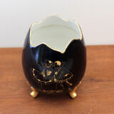 Egg-shaped porcelain vase decorated with Pierrot and Columbine