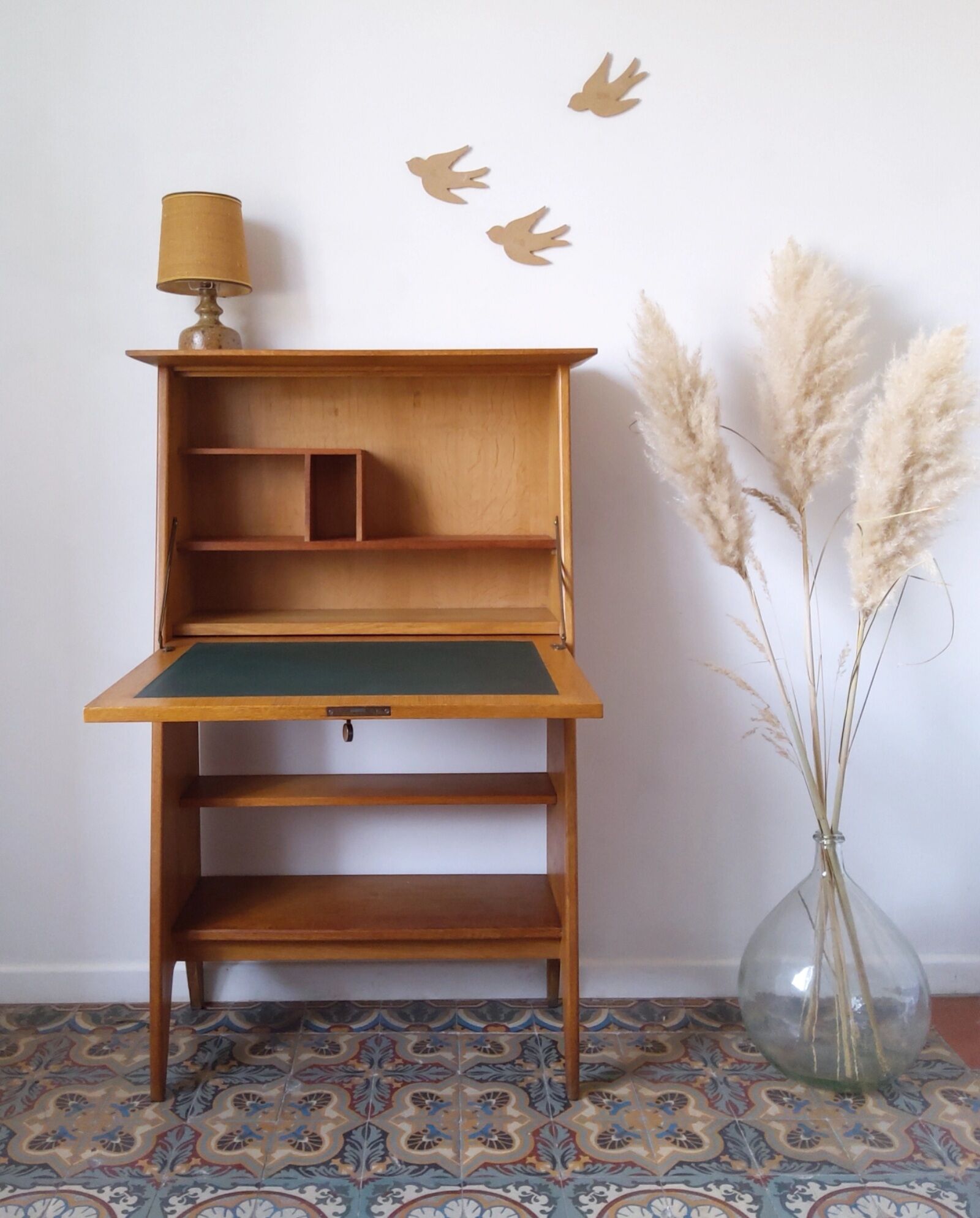 Junior Secretary to Roger Landault