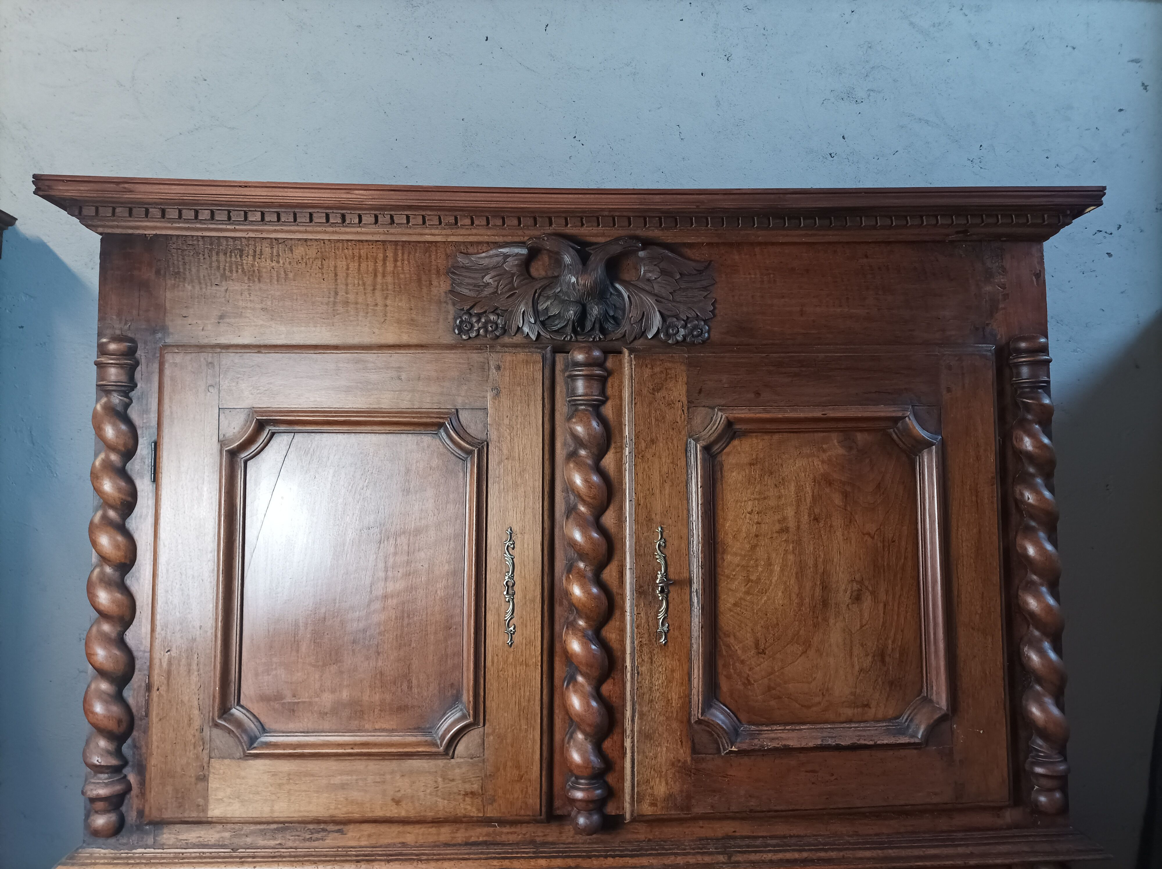 Louis XIII era sideboard in walnut