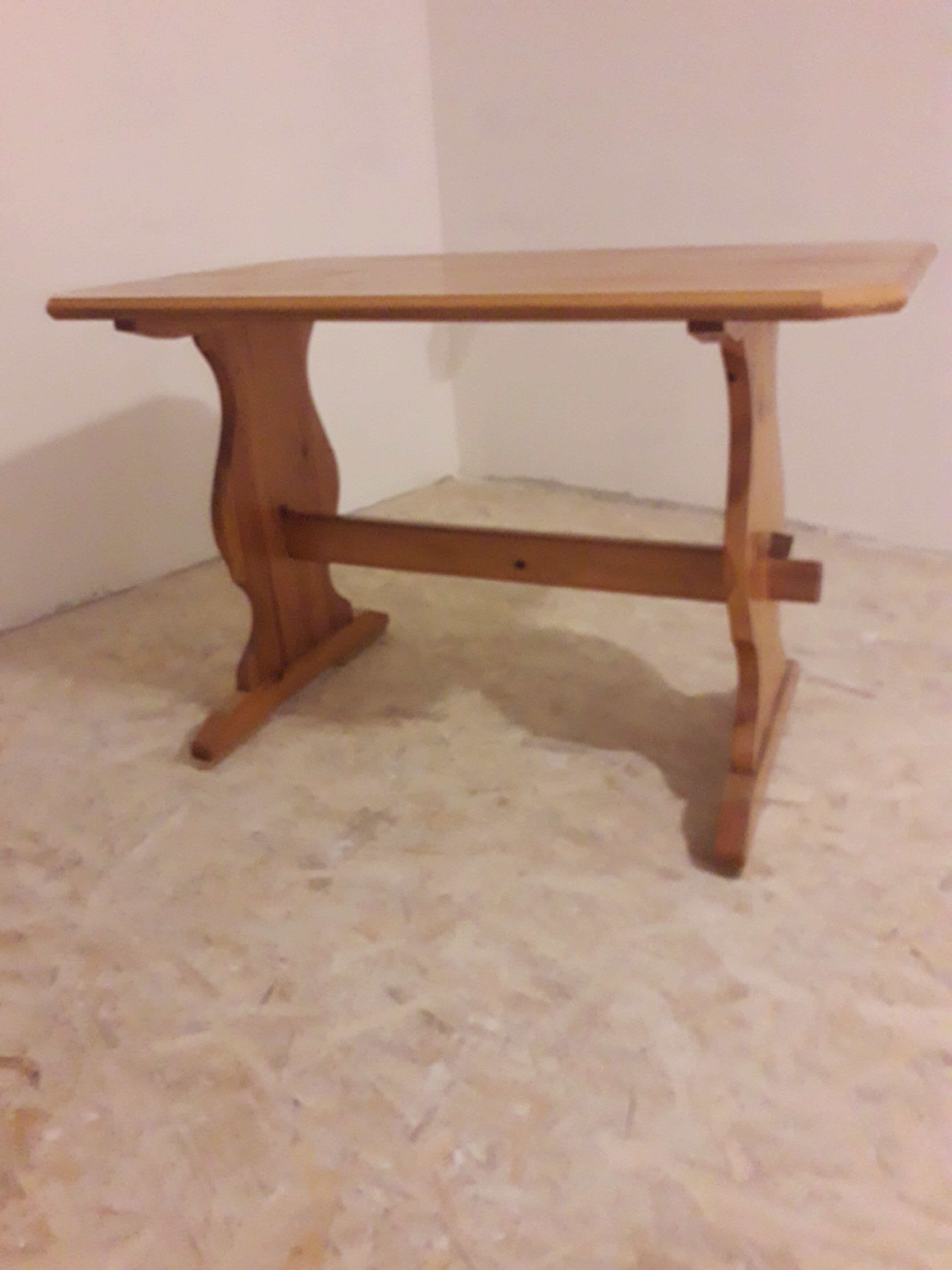 Table monastery pine