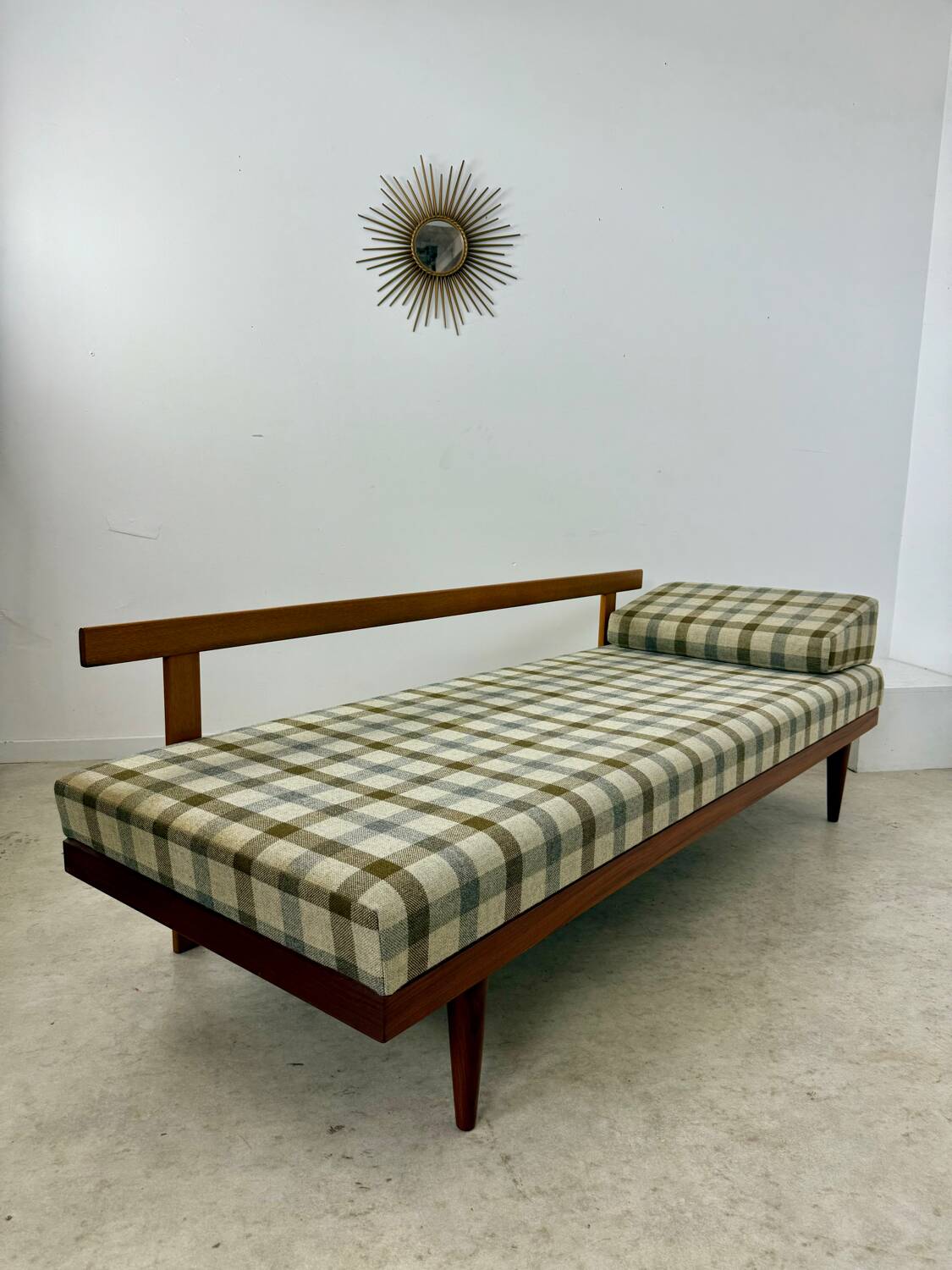 Ancien canapé Daybed scandinave "Svane", Haldor Vik et Ingmar Relling par Ekornes design scandinave Norvège 1960
