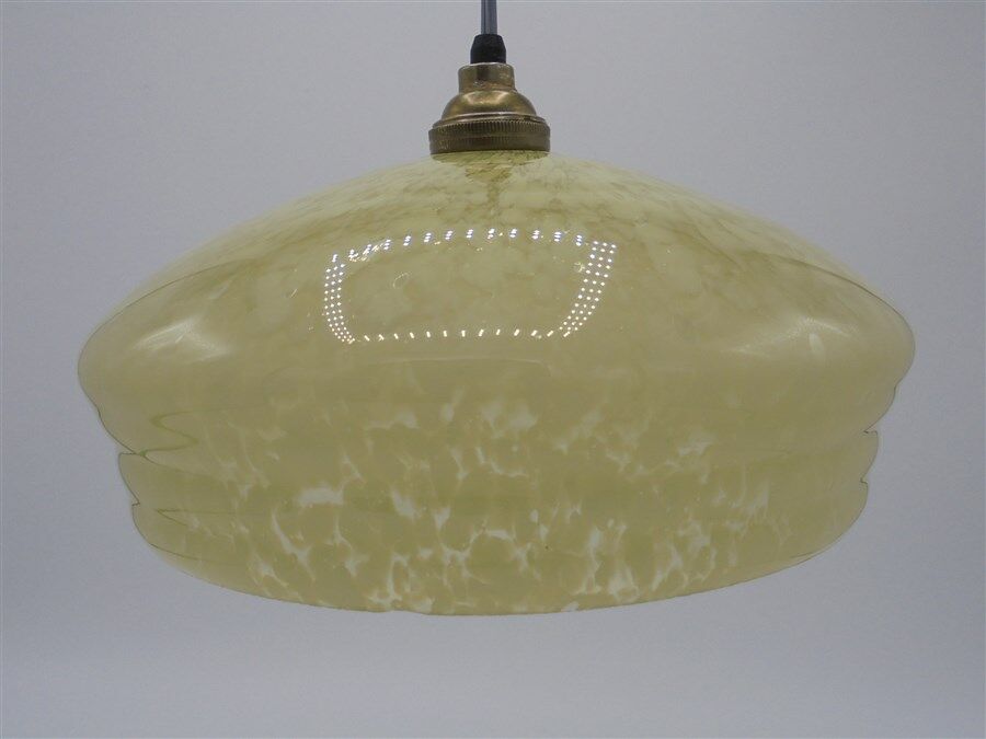 Speckled glass suspension