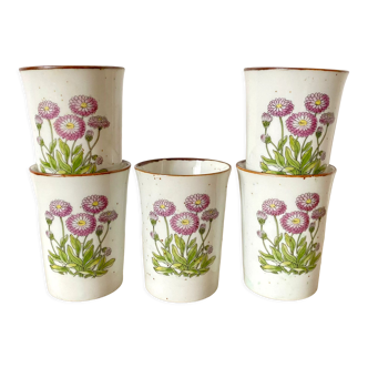 Glasses, tea cups in vintage floral stoneware