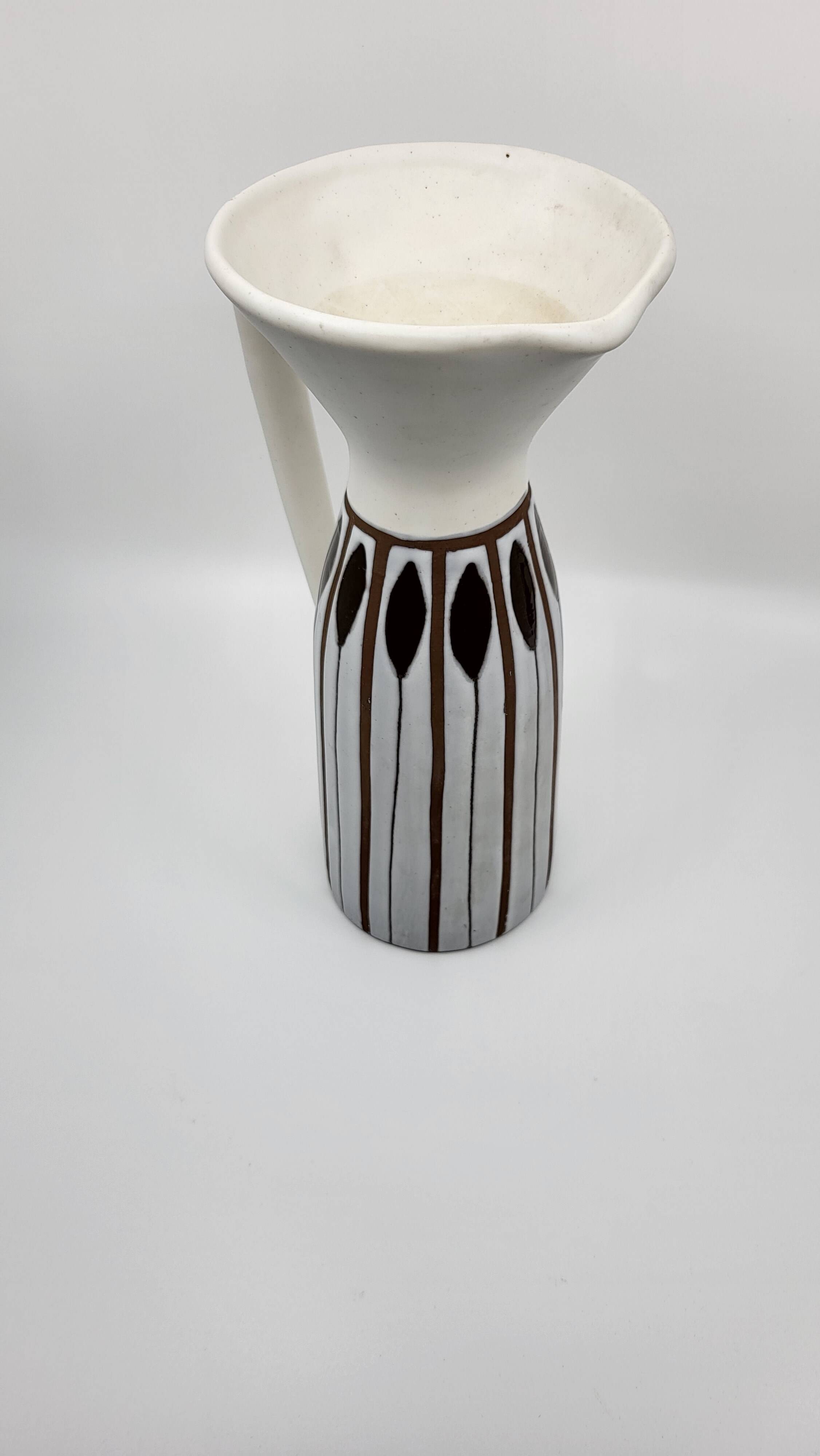 Italian Pitcher, Roger Capron