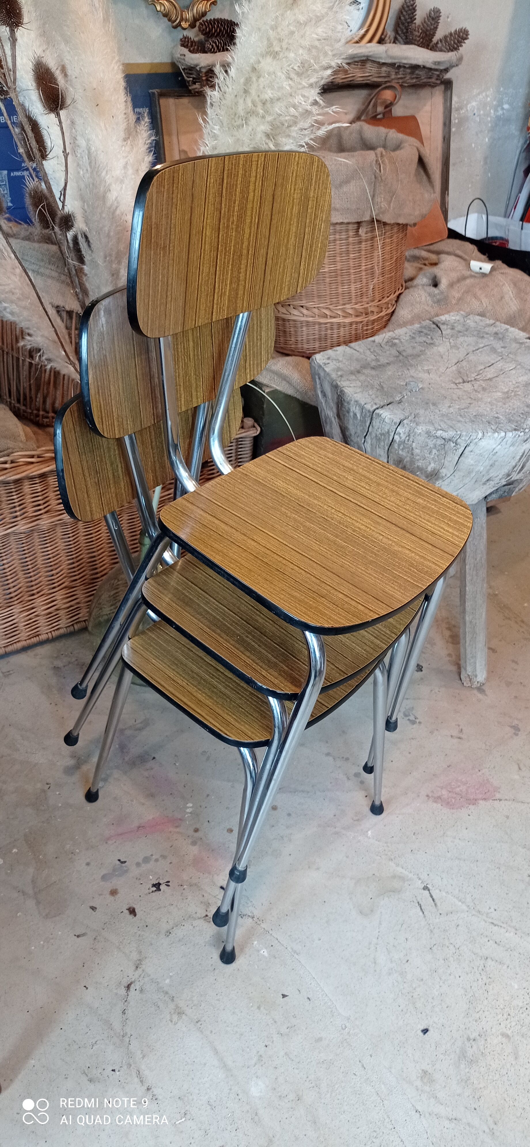 Lot chairs year 60 formica