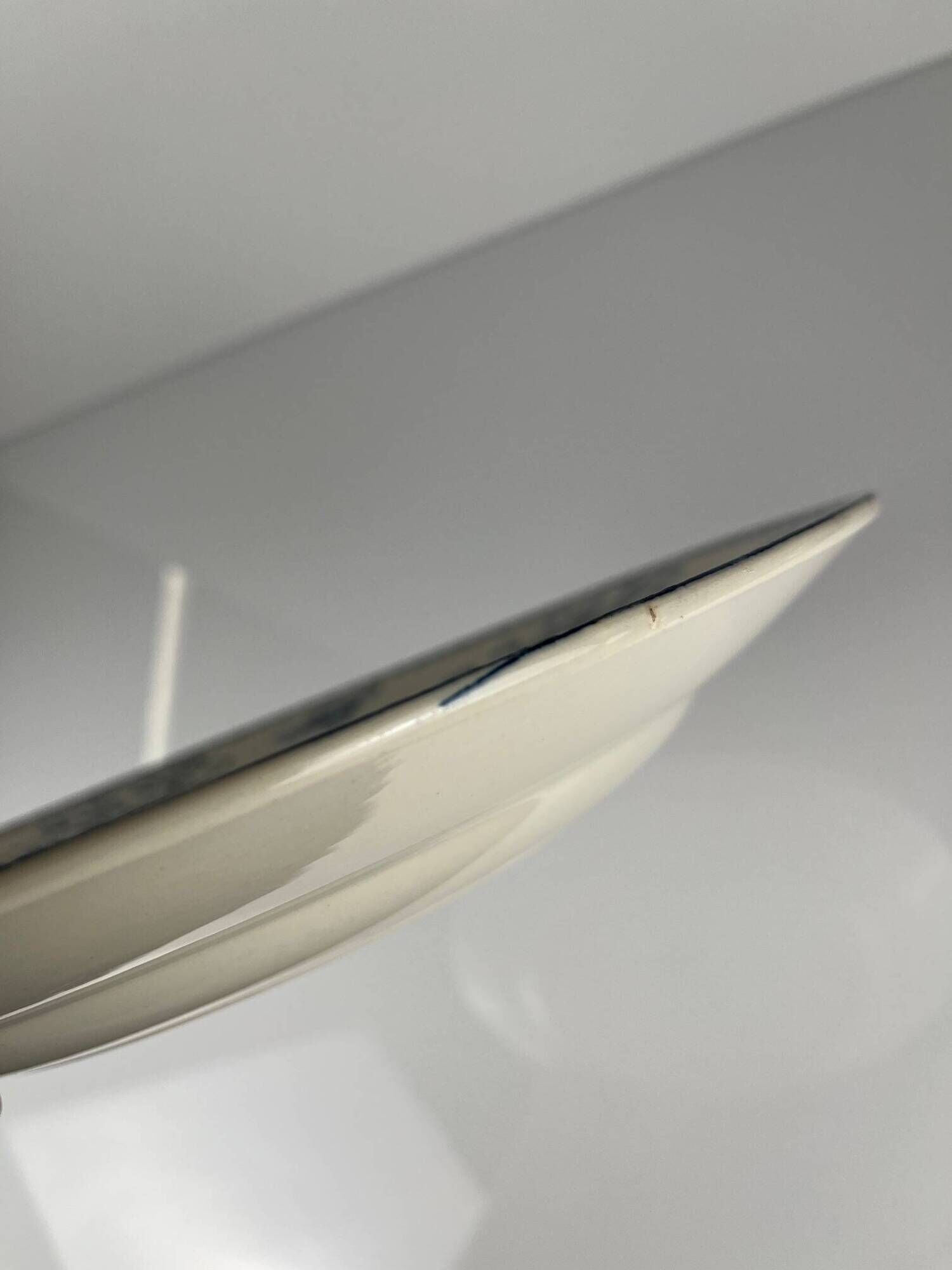 Large round blue "Royat" dish, U&C Sarreguemines, 1879 - 1918.