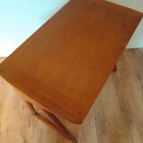 Nesting tables seventies