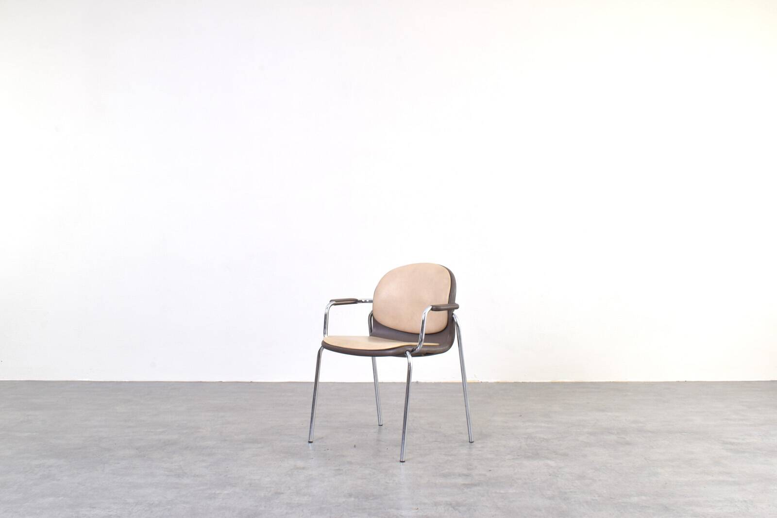 Vintage German Chairs from Wilkhahn, 1980s, Set of 8.