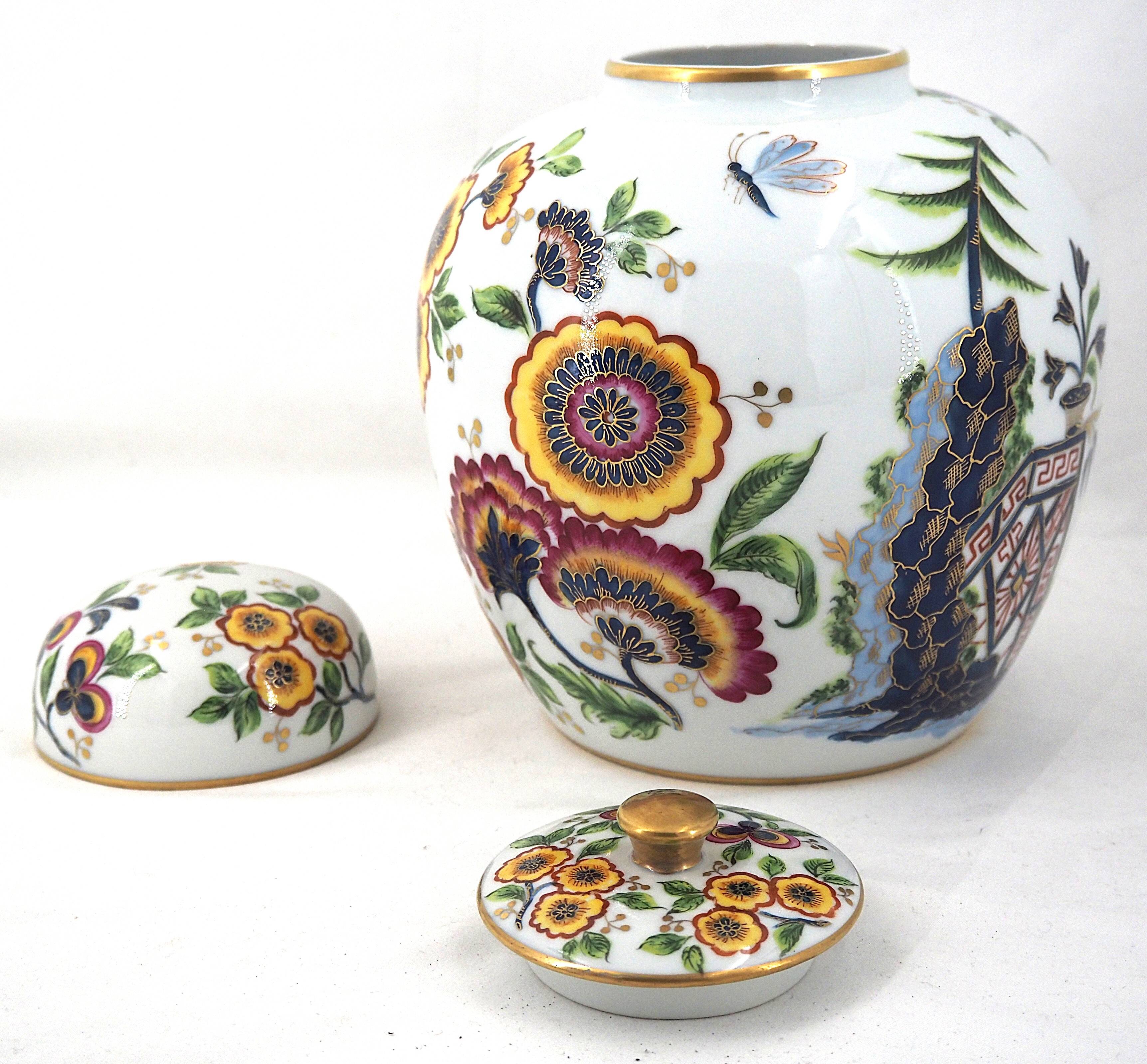Le Tallec in Paris, complete covered porcelain pot, signed, excellent condition.