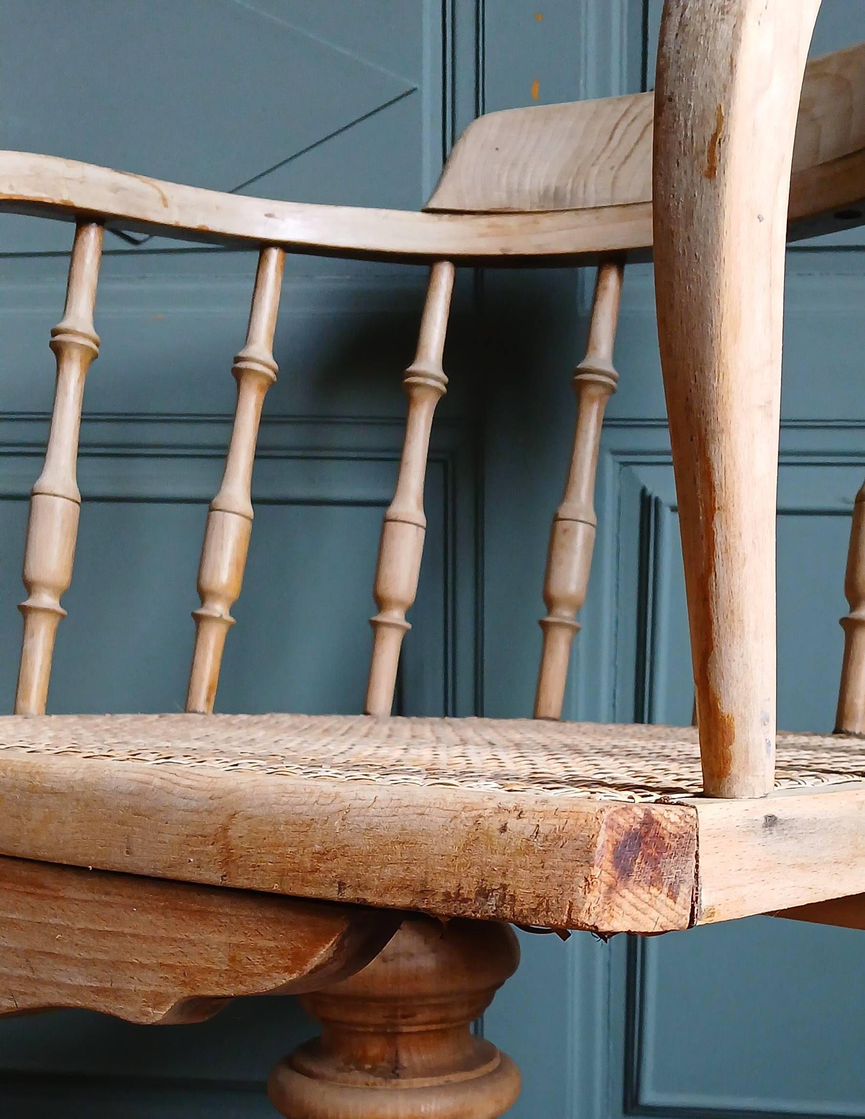 Fauteuil de bureau américain "capitaine" en chêne & cannage, vers 1900
