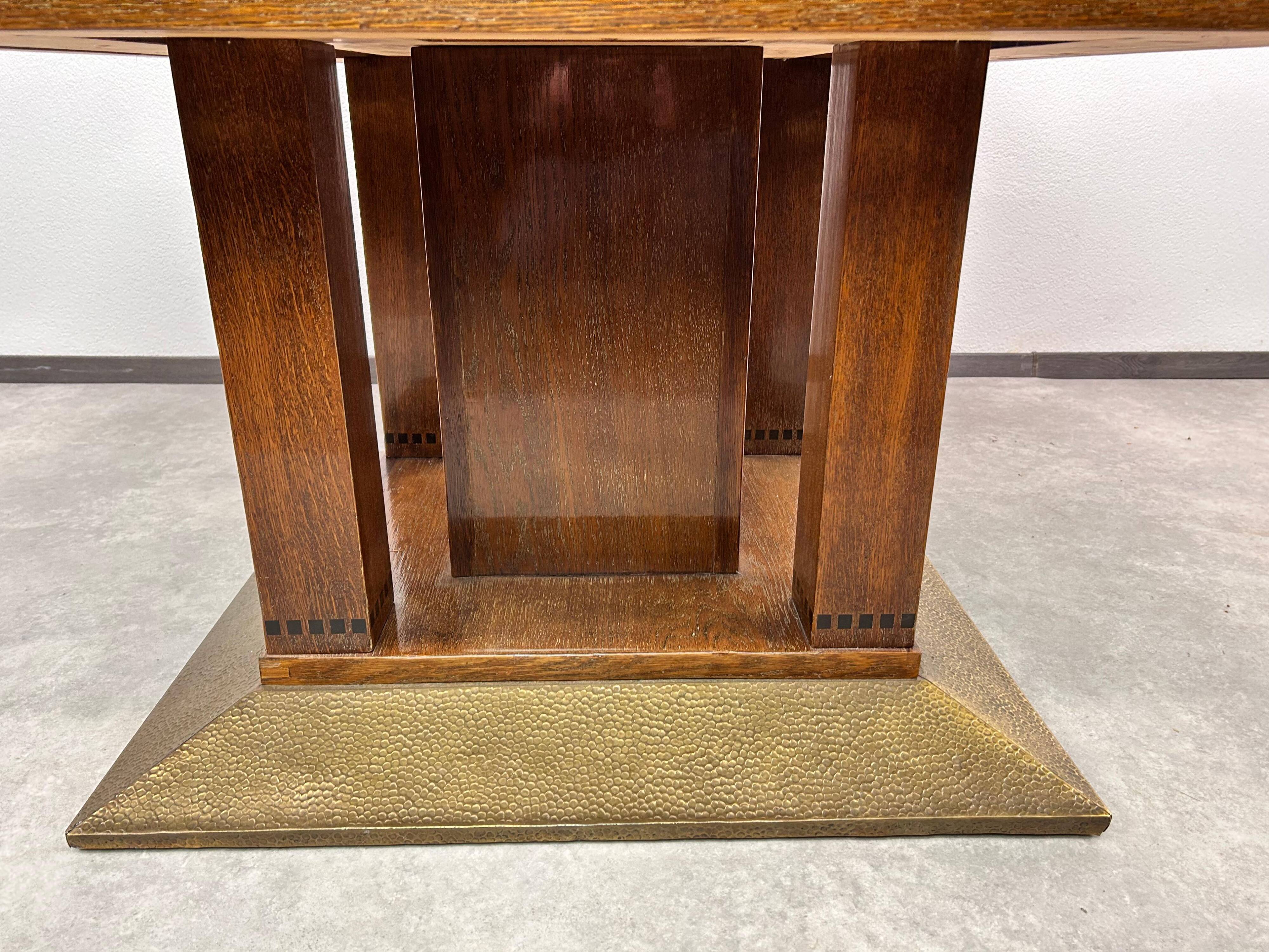Large dining table for 16 people attributed to Joseph Maria Olbrich.
