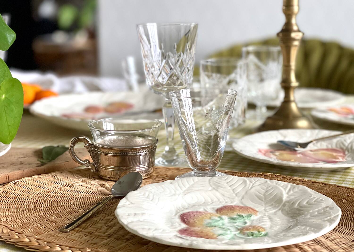9 dessert plates and 1 barbotine dish from Sarreguemines