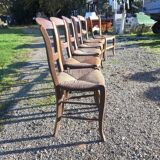 6 old mulched chairs in fruitier