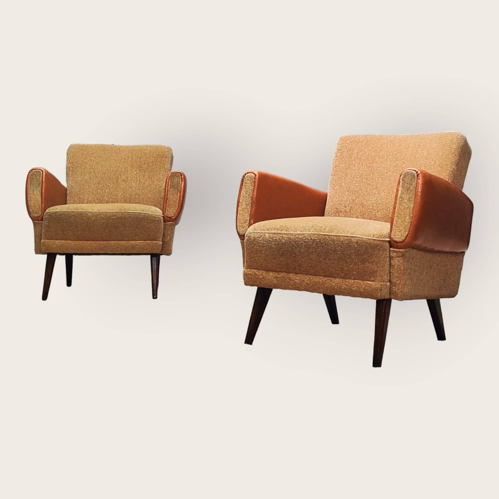 Twee mid century fauteuils