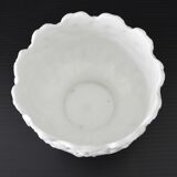 Vintage 1960 cache pot