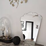 Bevelled mirror 41x51cm